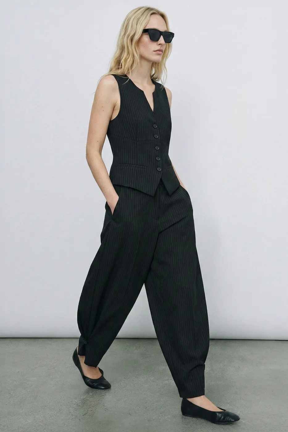 Bayan Siyah Paça Düğmeli Şalvar Pantolon