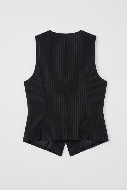 Fit Düğme Detaylı Yelek