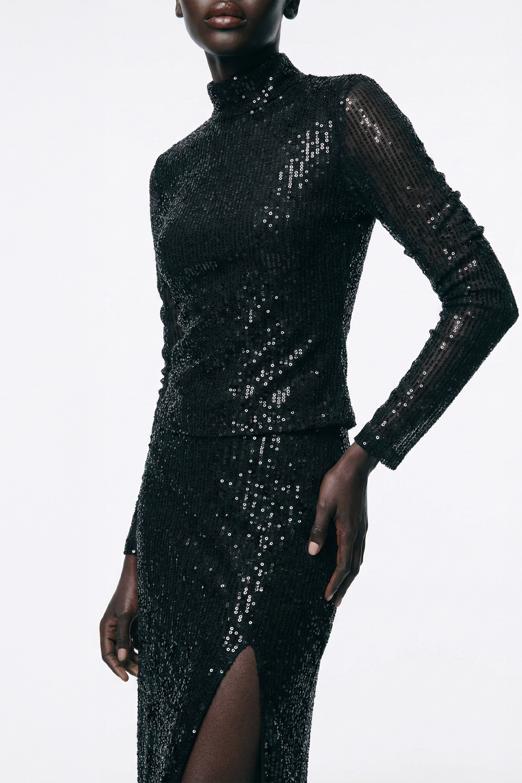 Dik Yakalı Pulpayet Bluz