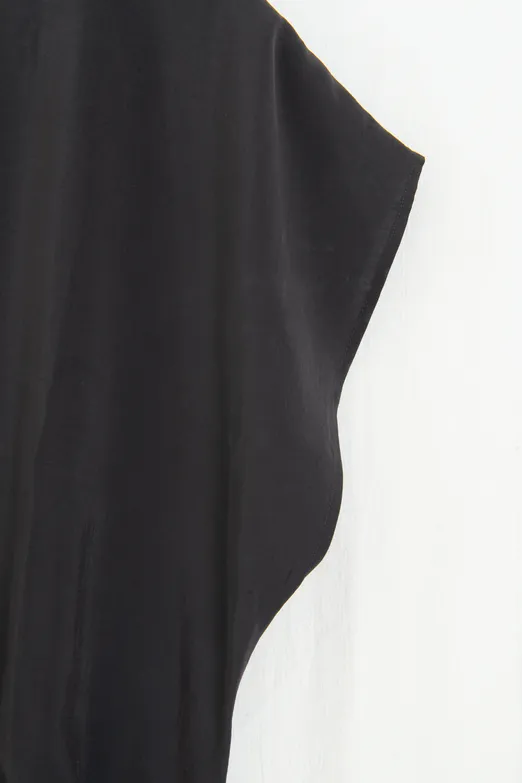 Bayan Siyah Düşük Omuzlu Bol  Modal Bluz - BSL