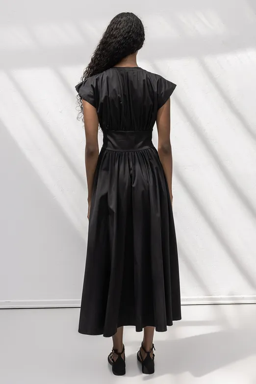 Bayan Siyah Büzgülü Midi Kloş Elbise - BSL
