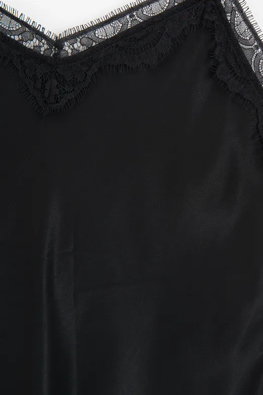 Bayan Siyah Dantel Detaylı Saten Askılı Bluz - BSL