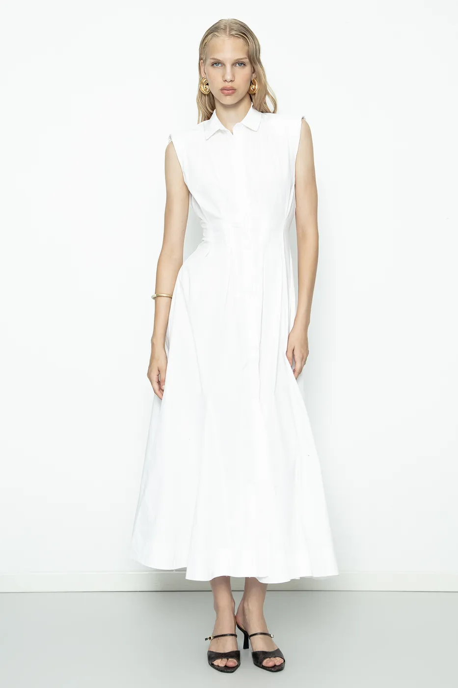 Bayan Beyaz Volanlı Midi Boy Gömlek Elbise