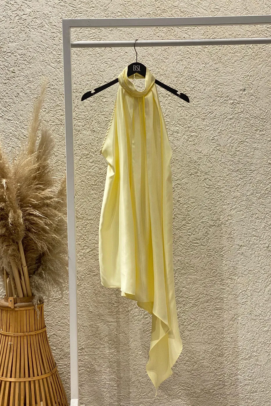 Bayan Sarı Saten Asimetrik Mini Elbise