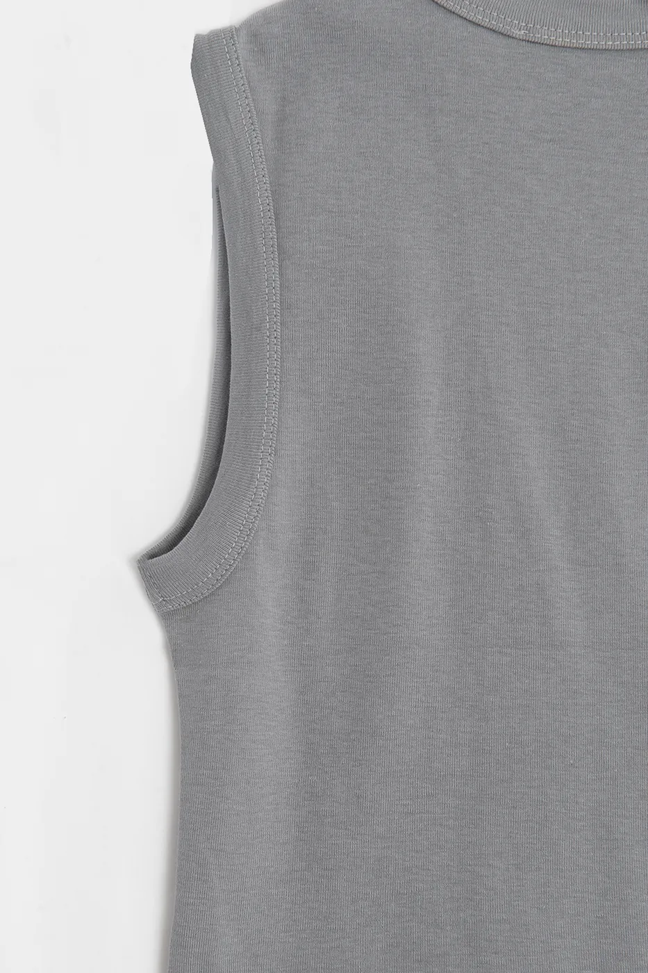 Bayan Bej Slim V Yaka Slim Top