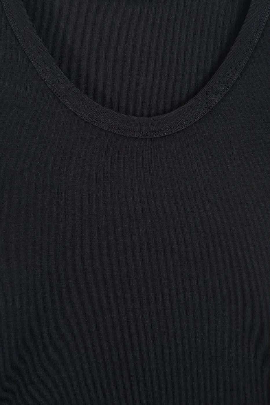 Bayan Siyah U Yakalı Top