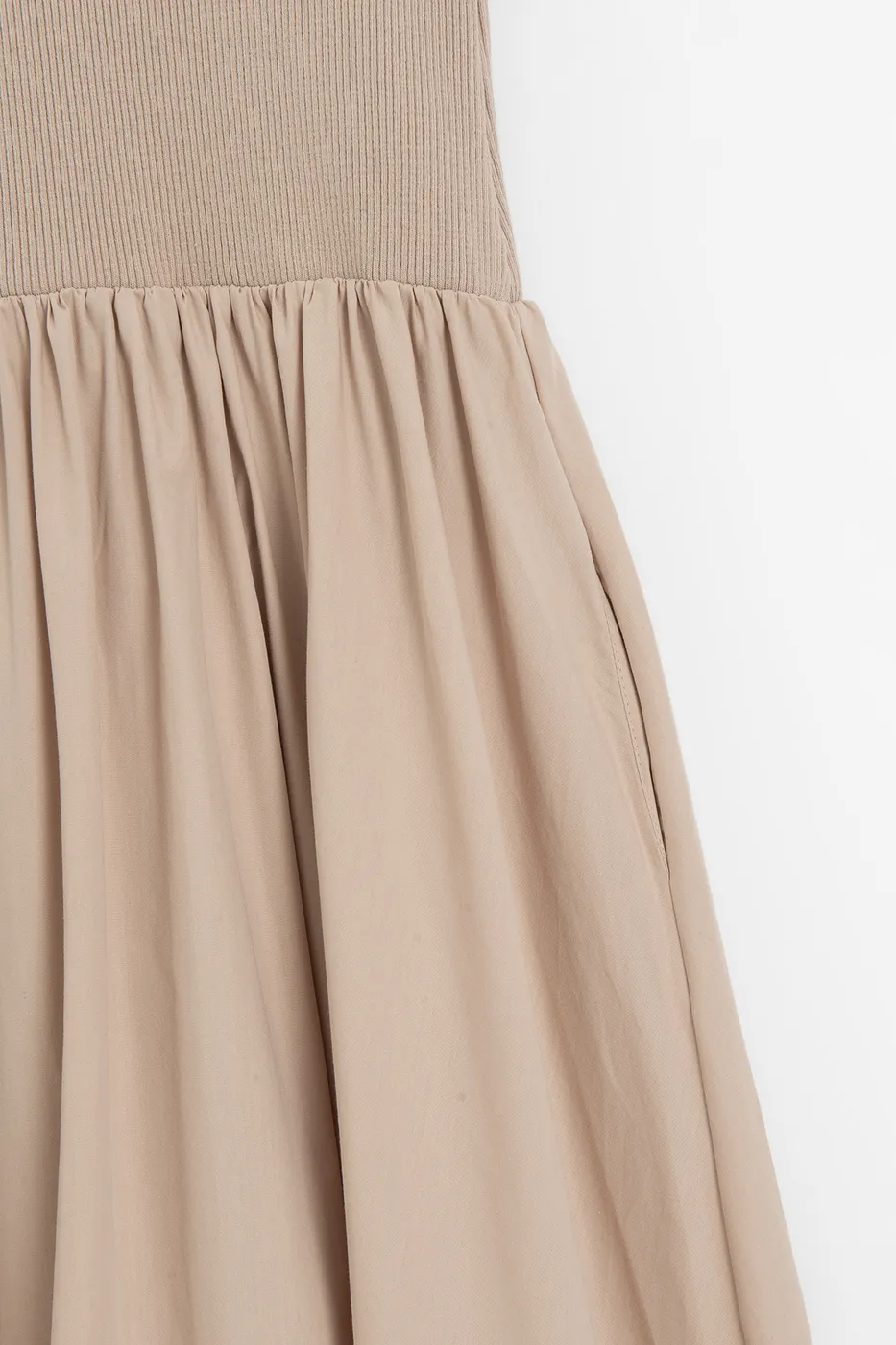 Bayan Bej Kayık Yakalı %100 Cotton Volanlı Midi Elbise