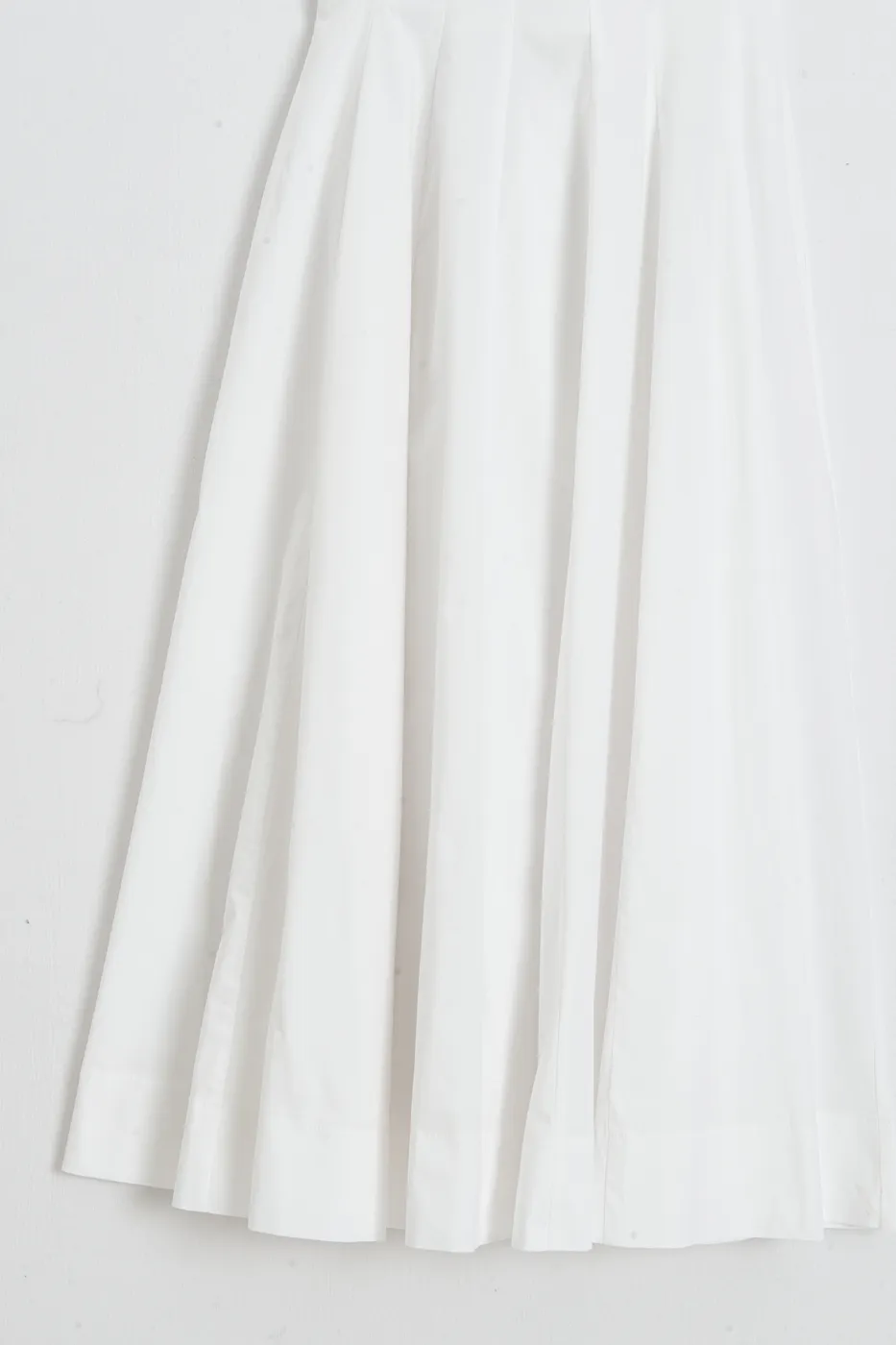 Bayan Beyaz Kare Yakalı Dikiş Detaylı Kloş Midi Elbise