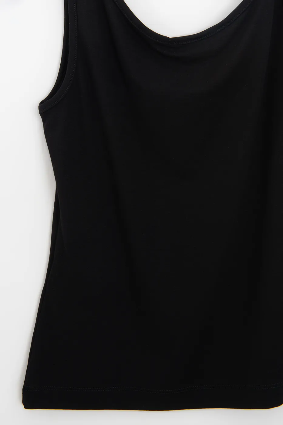 Bayan Siyah Derin Yakalı Atlet