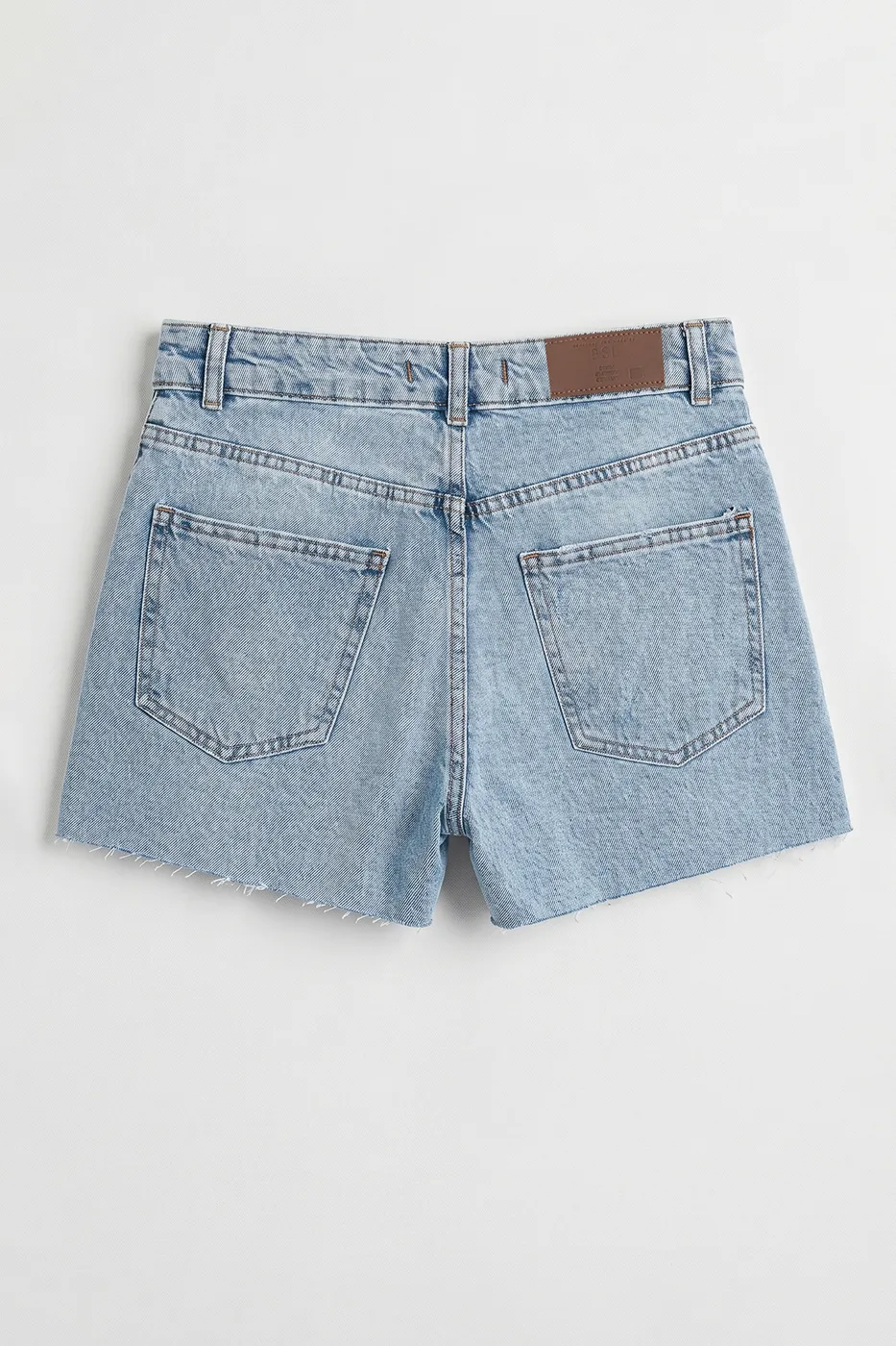 Bayan Mavi Yıpratmalı Mini Denim Şort