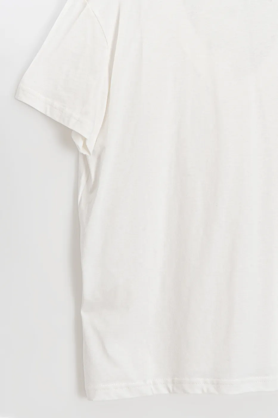 Bayan Ekru V Yaka Basic Tshirt