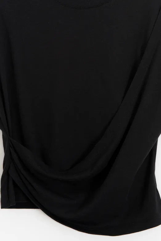 Bayan Siyah Drapeli Asimetrik Top - BSL